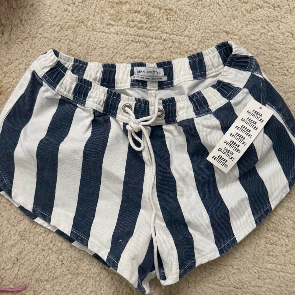Urban Outfitters Navy and White Striped Women's Shorts